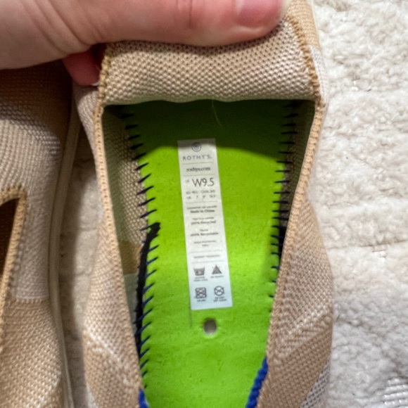 Birch stripe Rothy’s sneakers 9.5 - Picture 3 of 3